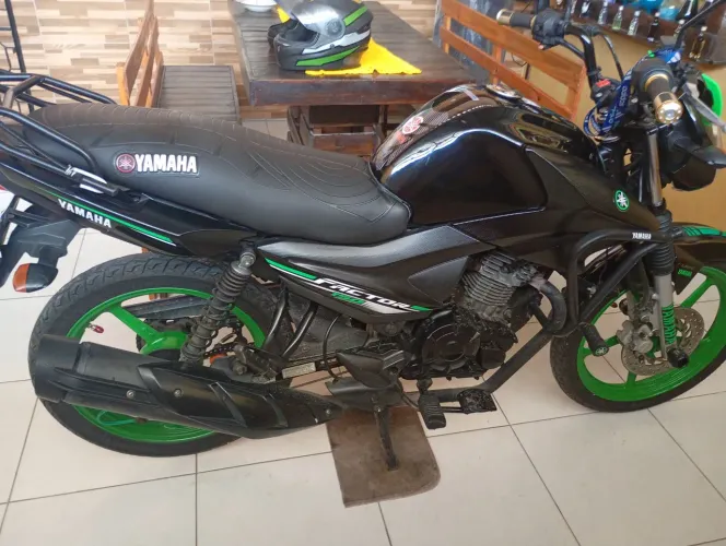 Moto toda filé é só pegar e rodar.