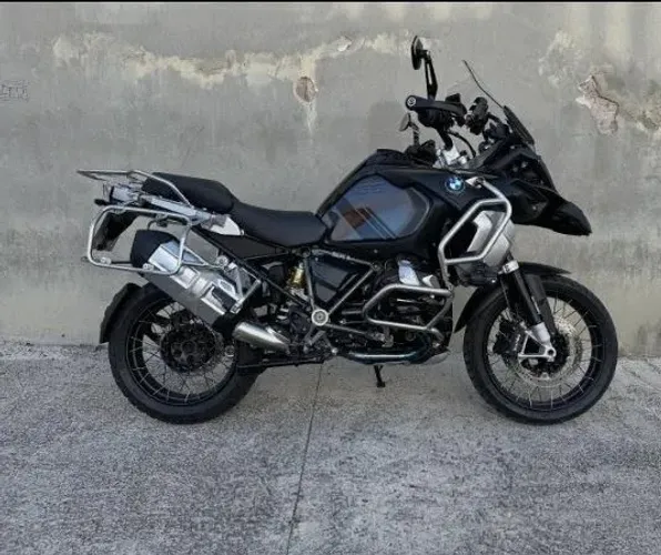 OPORTUNIDADE: BMW R 1250 GS ADVENTURE TRIPLE BLACK