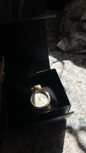 Relógio Casio Dourado - CASIO MTP- VD01G-9EV