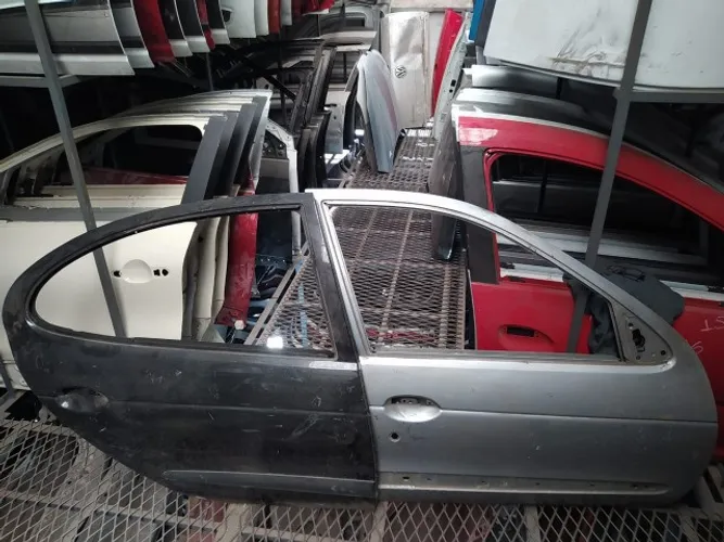 Porta Renault Megane 1998 1999 2000 2001 2002 2003 2004 2005