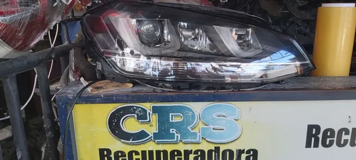 Farol do Golf mk7 GTI