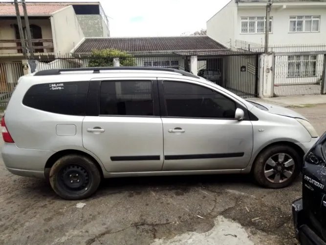 Sucata Nissan Grand Livina 1.8 2011 Retirada De Peça
