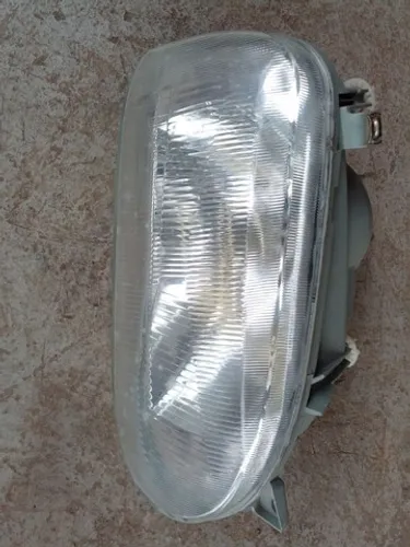 Farol VW golf alemão direito em ótimo estado original 