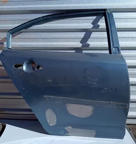 Porta Traseira Direita Toyota Yaris Hatch 18 A 21 Com Rec