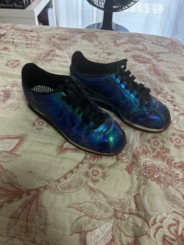 Tenis nike holográfico importado