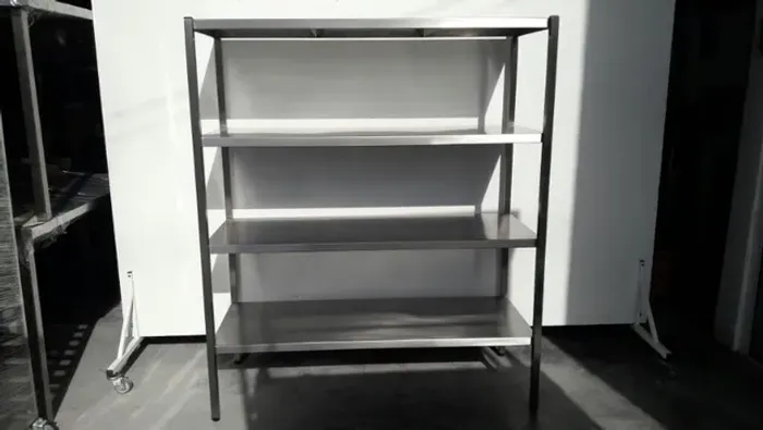 Estante industrial com 4 planos 100% em inox
