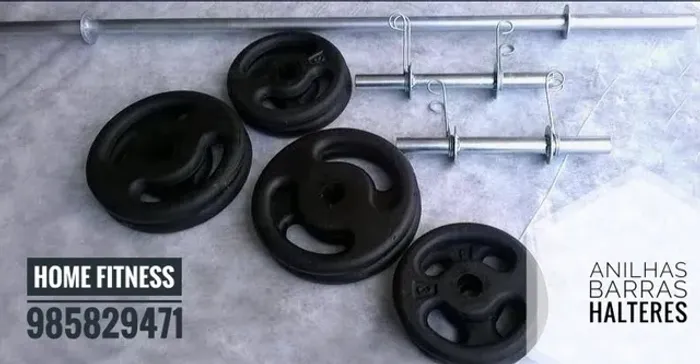 Kit com 32 kilos de Anilhas e três barras com presilhas