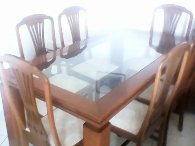 Mesa de Jantar c/6 cadeiras - Mogno