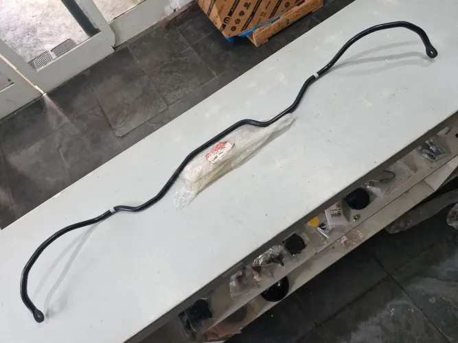 Barra estabilizadora traseira Honda Civic 2012/2016 Ref 52300-TR8-P01