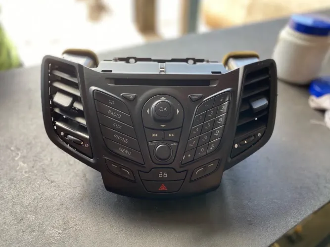 Comando Difusor Com Rádio Ford New Fiesta 2013 A 2019 Original 