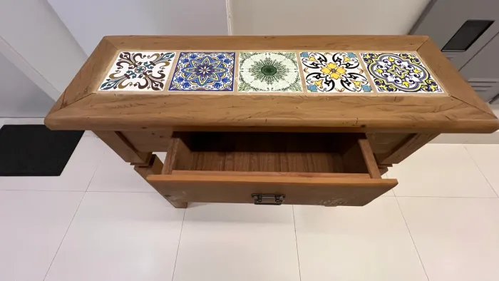 Aparador madeira rústica com gaveta