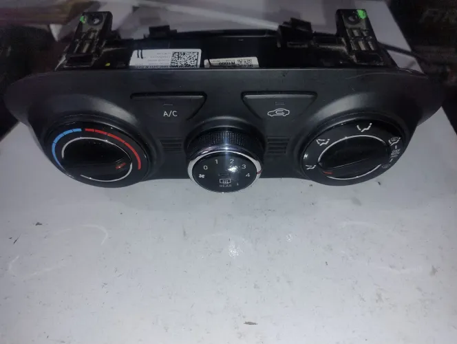 Controle de Ar Condicionado Hyundai HB20 2022