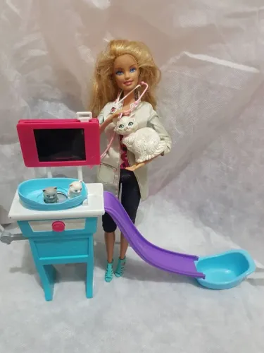 Barbie Profissões Veterinária Antiga