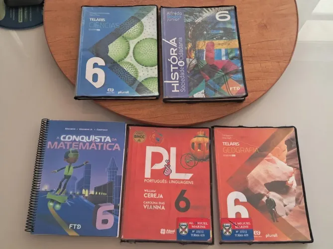 Livros 6o ano Colégio Militar 