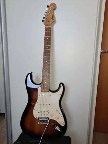 GUITARRA FENDER SQUIER CALIFORNIA SUNBUSTER