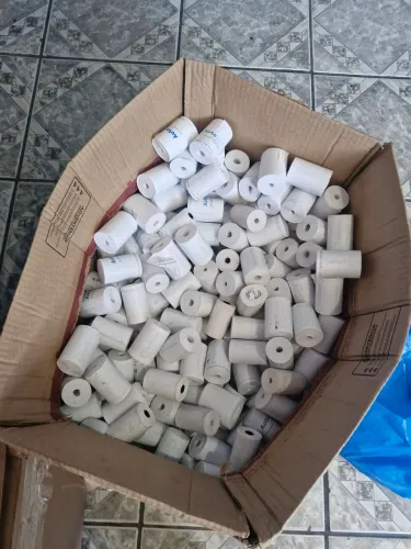 Vende-se bobinas de máquina de cartão
