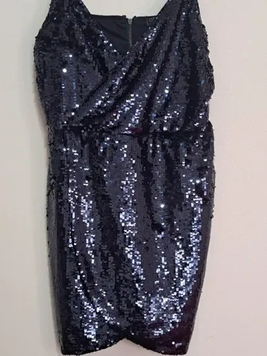 Vestido com decote para festa em paetê cor azul tamanho M - Clockhouse