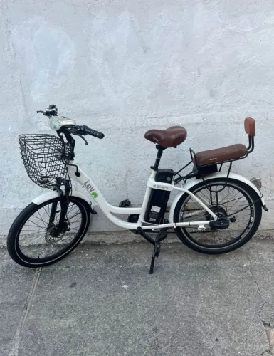 LEV COM BATERIA NOVA 