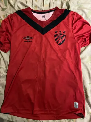 Camisa vermelha do Sport Recife, tamanho G, usada