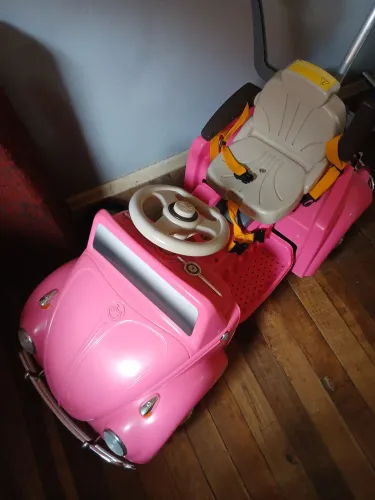 Carro de Passeio Fusca Rosa