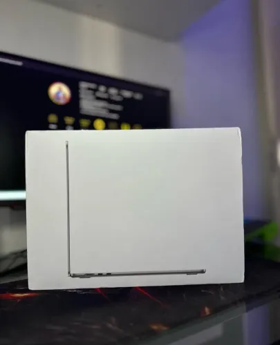 MacBook Air 15.3 Lacrado Último modelo disponível