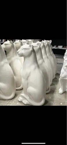 Esculturas de Pantera para Jardim