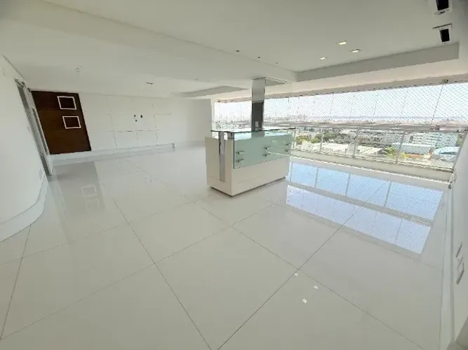 Vendo Cobertura Duplex em Jardim da Penha com 280m², 4 suítes e 5 vagas - R$ 3.750.000
