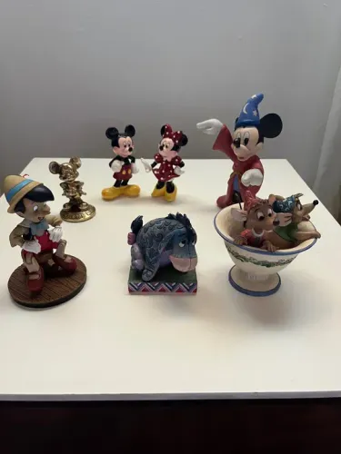 Coleção Disney Diversos itens