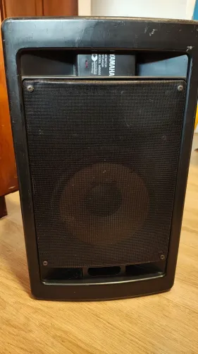 Caixa Monitor ativa de Som Yamaha MS60S