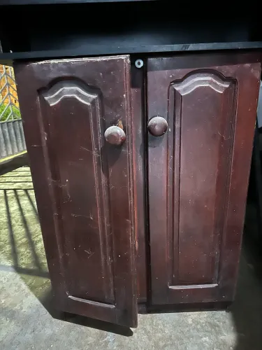 Sapateiro de madeira 