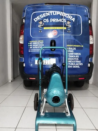 Desentupidora os primos 24 horas agilidade e compromisso com o cliente