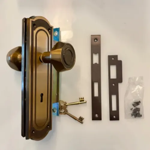 Fechadura Pado Estilo Interna 5851-68 em Latão - 55mm  (Raridade)