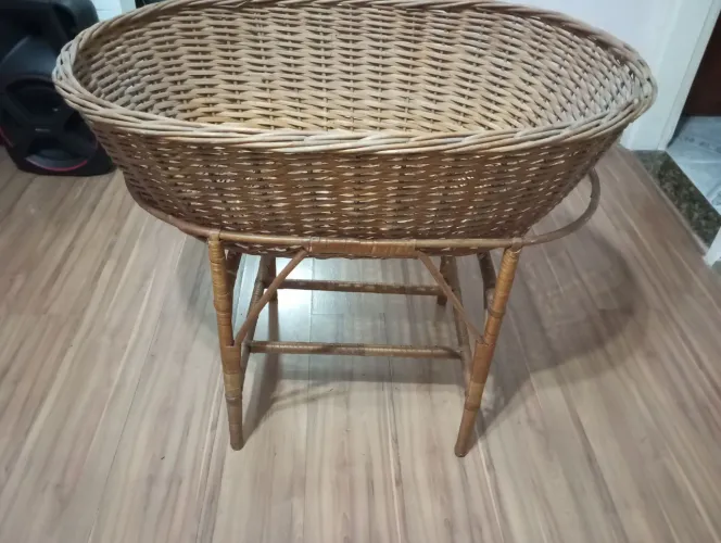 Cesto vime com suporte perfeito 