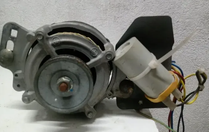 Motor Elétrico Máquina de Lavar BRASTEMP 