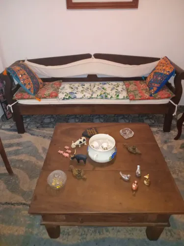 Mesa Madeira Maciça Varanda com gavetas. 