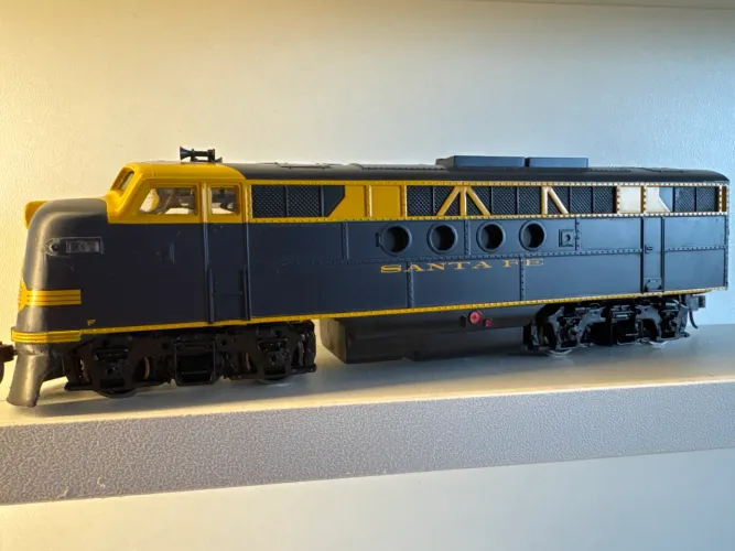 LOCOMOTIVA SANTA FE FT BACHMANN HO COM DECODER BITENCOM