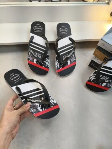 Chinelos de dedo