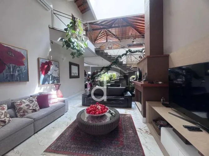 Casa com 5 suítes à venda, 566 m² por R$ 3.700.000 - Condomínio Jardim Europa - Vinhedo/SP