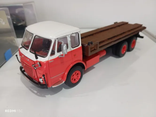 Raridade: Miniatura FNM Caminhão Plataforma - escala 1/43