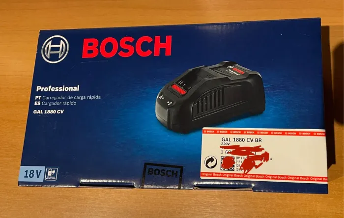 Carregador Rápido Bosch 18V - GAL 1880 CV