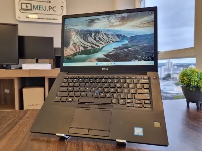 *Touchscreen* Notebook Dell Latitude 7490 Core i5 | 8ª Geração | 256GB SSD | 8GB DDR4 | 14