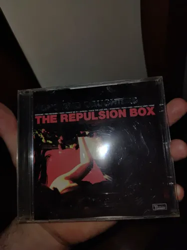 Cd sons and daughters - the repulsion box(novo)