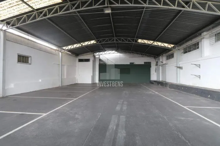 Prédio Comercial Rua Três Pontas Carlos Prates