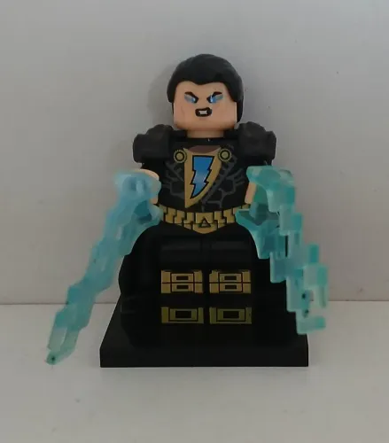 BONECO MINIATURA LEGO DC COMICS VILÃO BLACK ADAM ADÃO NEGRO
