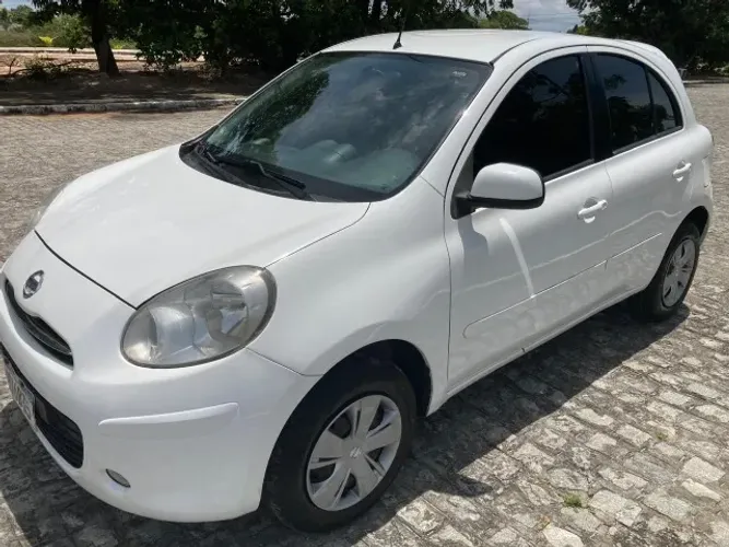 Nissan March S 1.0 16V Flex Fuel 5P 2014