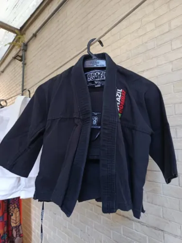 Kimono Infantil Jiu-Jitsu BJJ Preto M0 Reforçado Com Faixa
