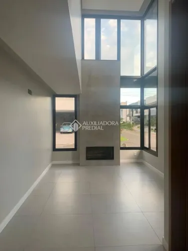 Casa em condomínio fechado Cachoeirinha/RS