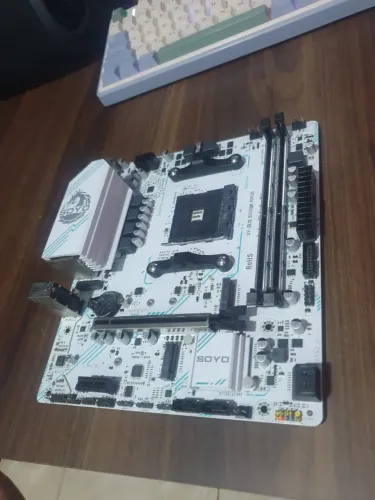 Placa mãe soyo b550 argb