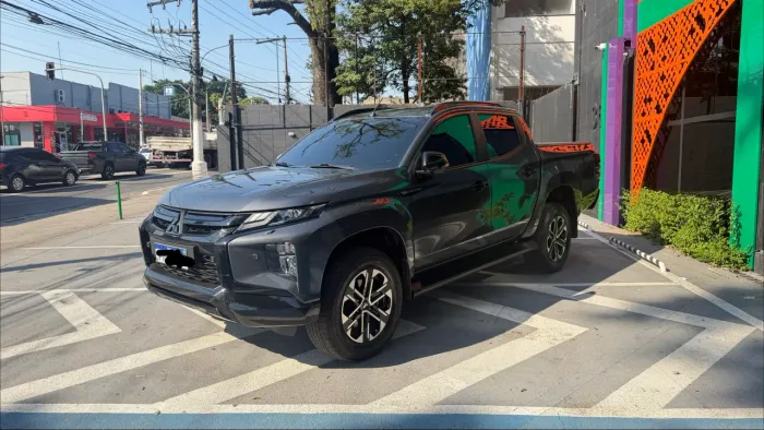 Mitsubishi L200 Triton Sport HPE-S 2.4 CD Dies. AUT 2024