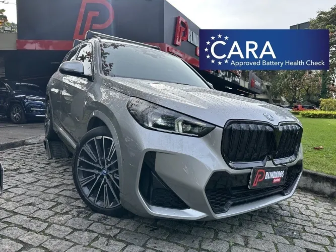 BMW IX1 Xdrive 30 M Sport (elétrico) 2024